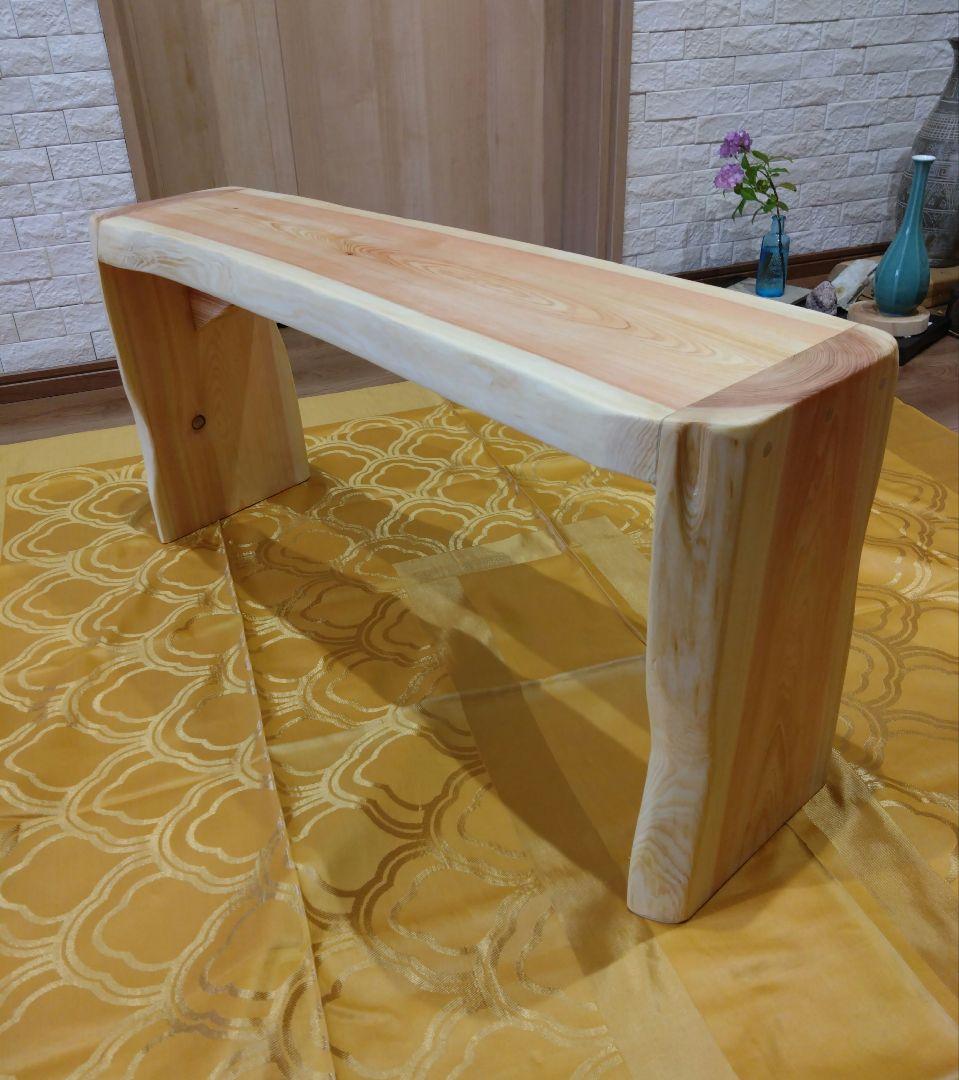 檜のベンチ（70）樹齢約70年、檜の原木の模様、年輪が綺麗ですよ❕脚も同じ檜❕