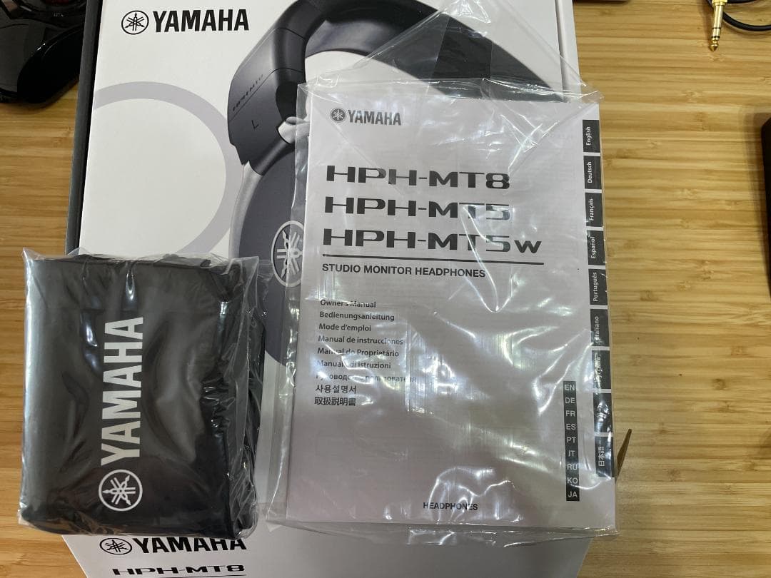 ヘッドホン YAMAHA HPH-MT8