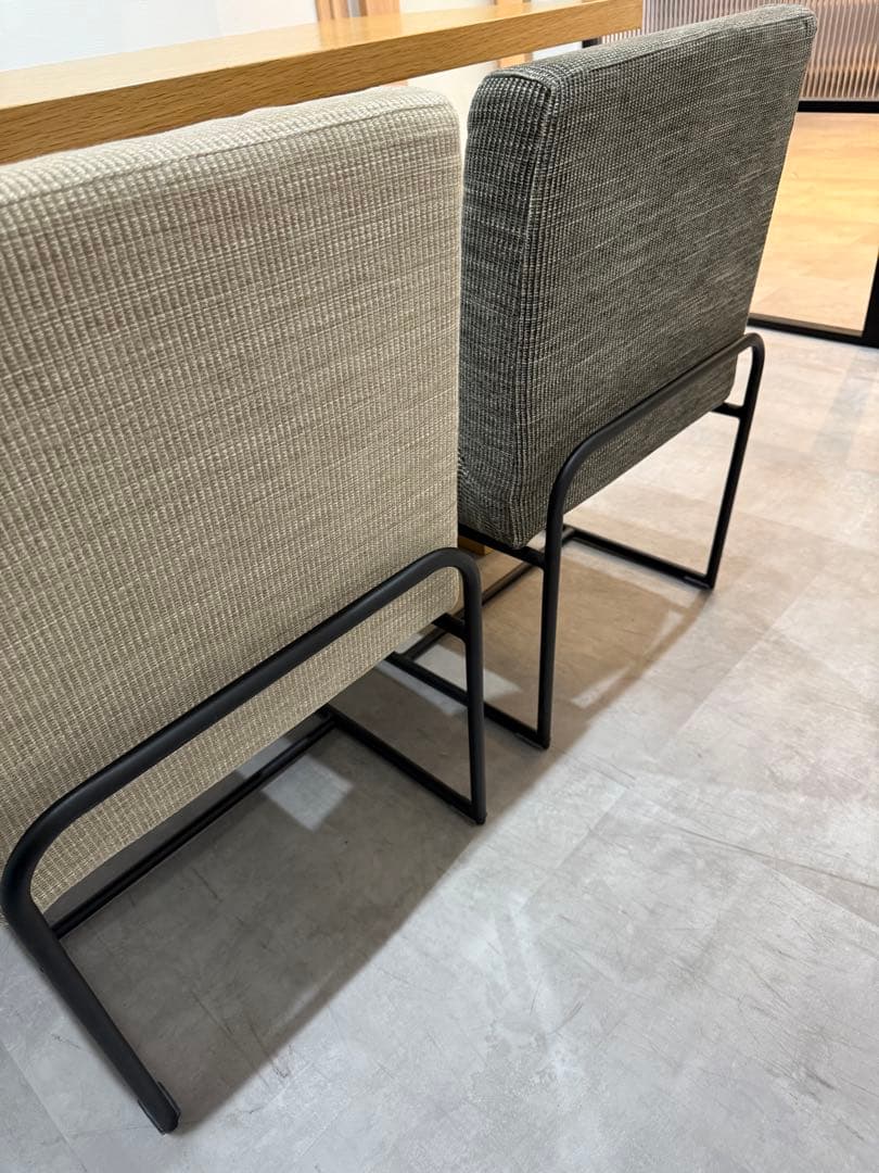 ■アクタス■テーブルとチェア4脚