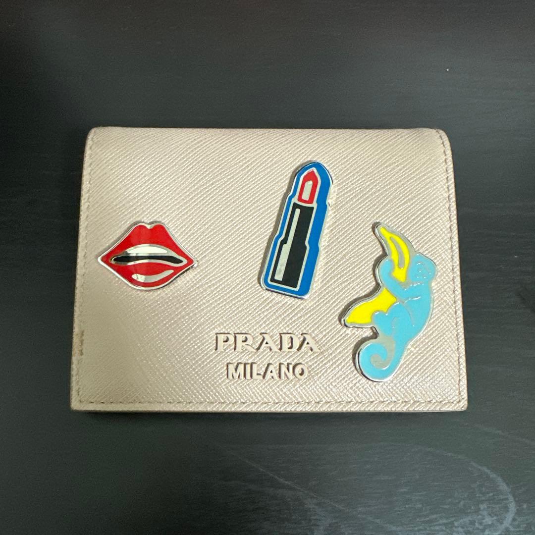 プラダ　PRADA ピンク ベージュ　サフィアーノ