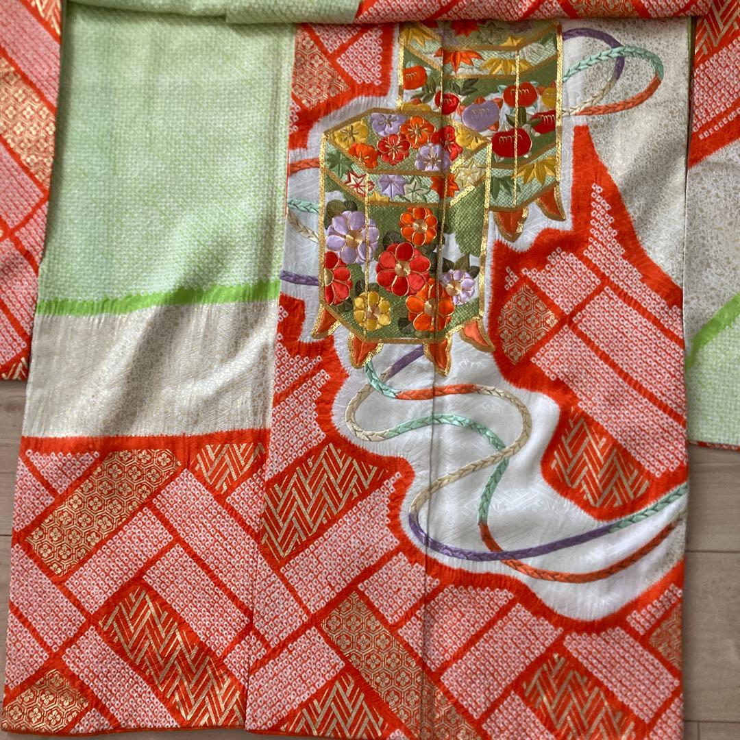 振袖　正絹　絞り　刺繍　成人式　卒業式　 お呼ばれ お稽古　レトロ　リメイク
