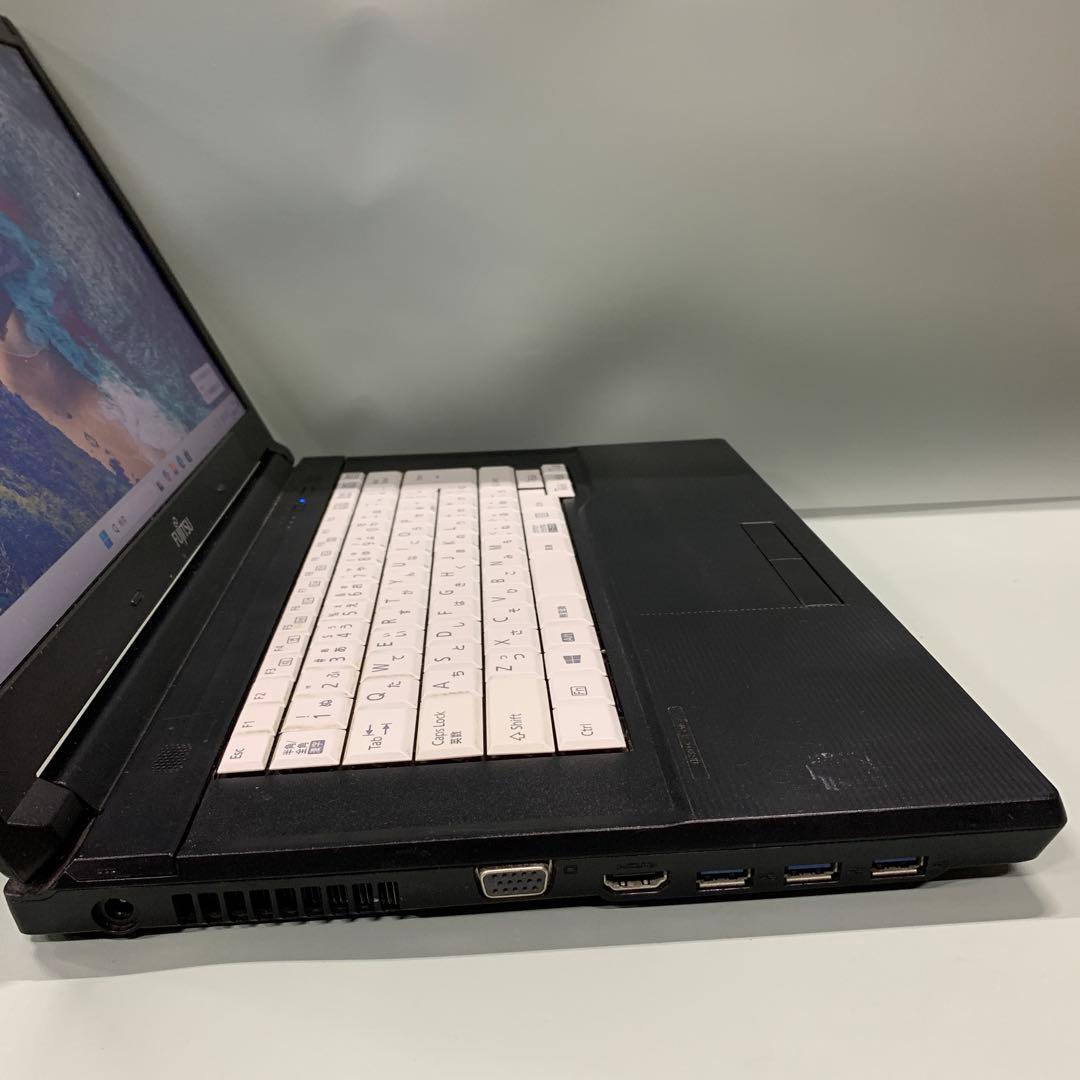 DVD 爆速SSD Windows11 ノートパソコン美品 富士通