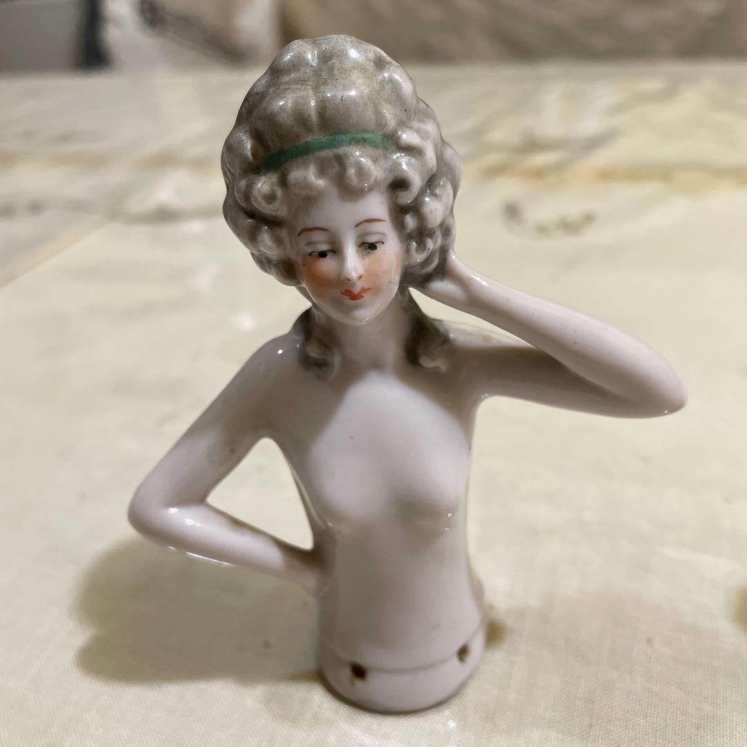 584ハーフドール3体陶器の女性像 イギリス買い付けピンクッション