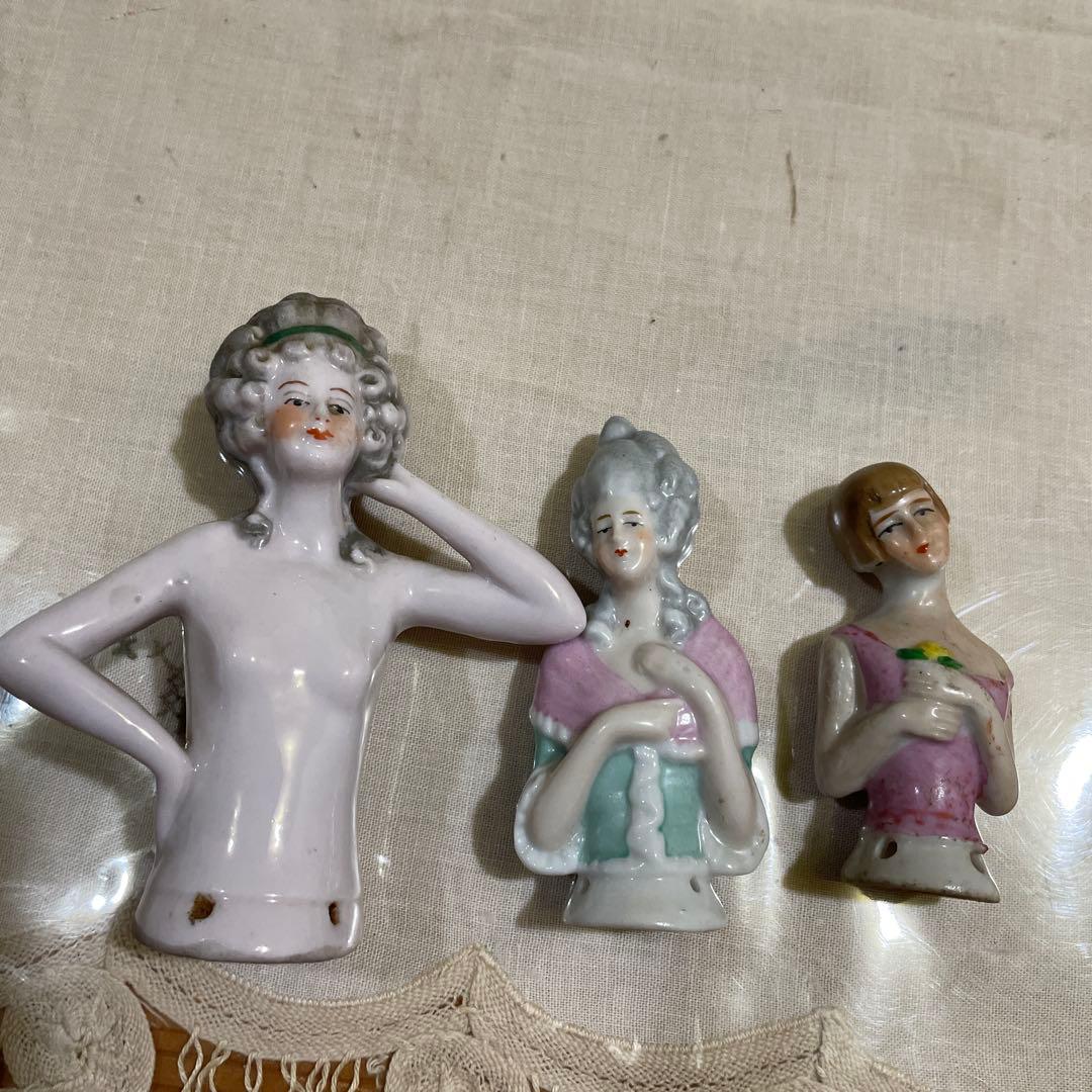 584ハーフドール3体陶器の女性像 イギリス買い付けピンクッション