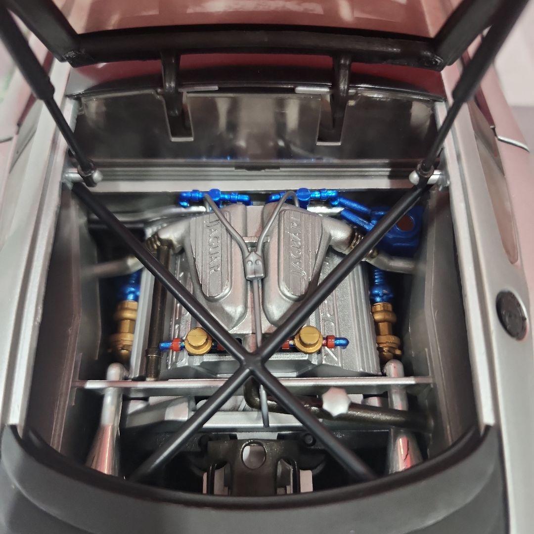 ミニカー Maisto JAGUAR XJ220 1992 1:12