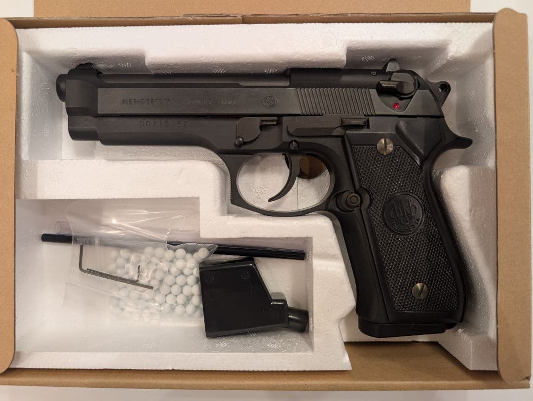 ウエスタンアームズ　ベレッタM92FSカーボンブラック