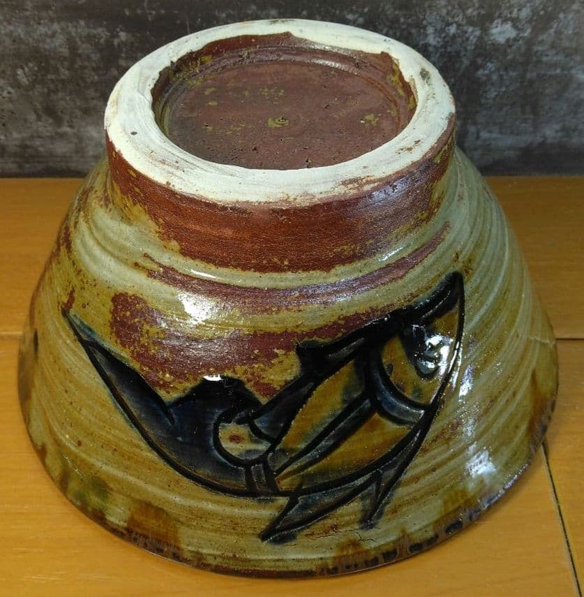 人間国宝 金城次郎 魚紋茶碗 栞 共箱 美品 壺屋焼 壷屋焼 やちむん 魚2匹