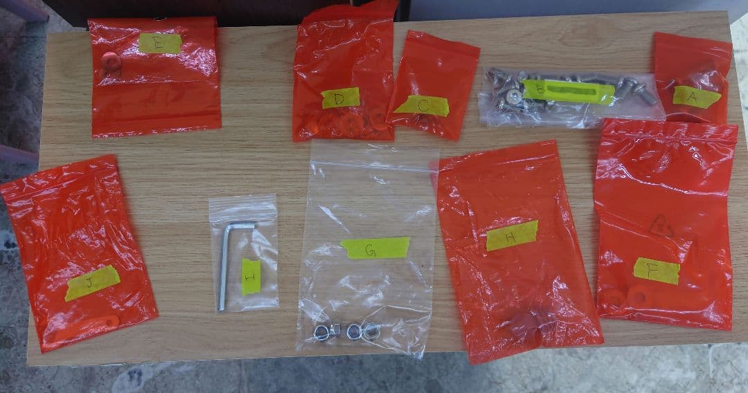 パイプシングルベッドフレーム　WH色