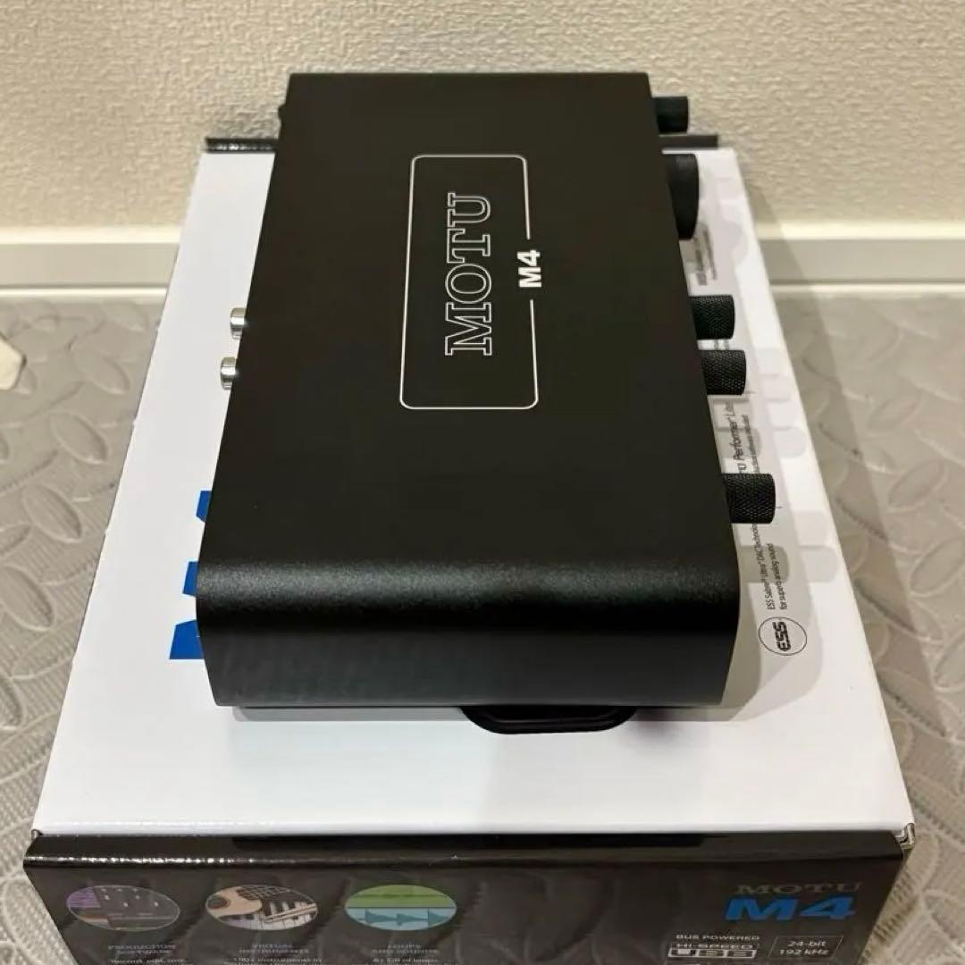 【美品】MOTU M4 高音質オーディオインターフェース ※送料込み
