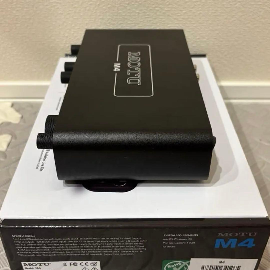 【美品】MOTU M4 高音質オーディオインターフェース ※送料込み