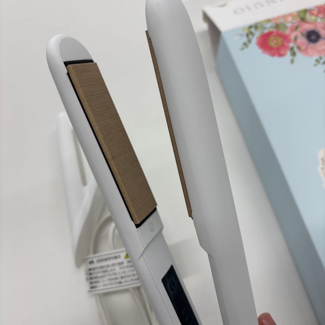 KINUJO ストレートヘアアイロン DS200 ホワイト