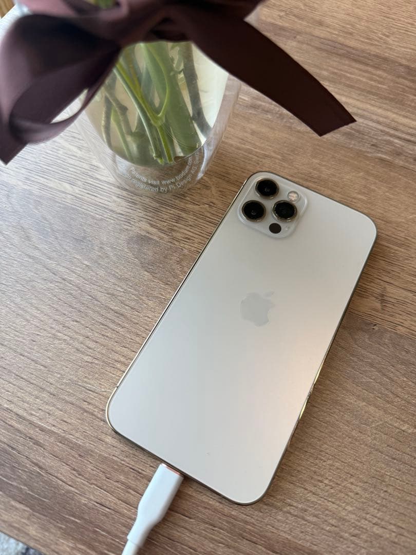 スマートフォン本体 iPhone12pro 128gb