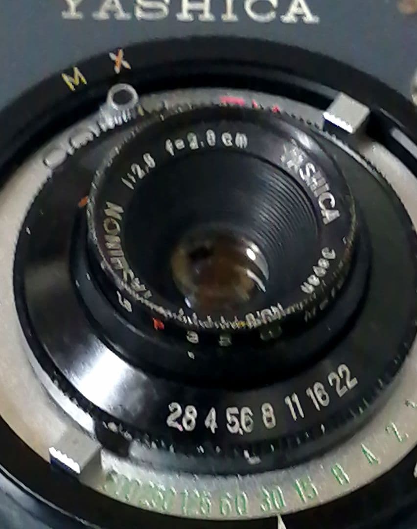YASHICA　Rapide ヤシカハーフサイズフィルムカメラ　ラピード