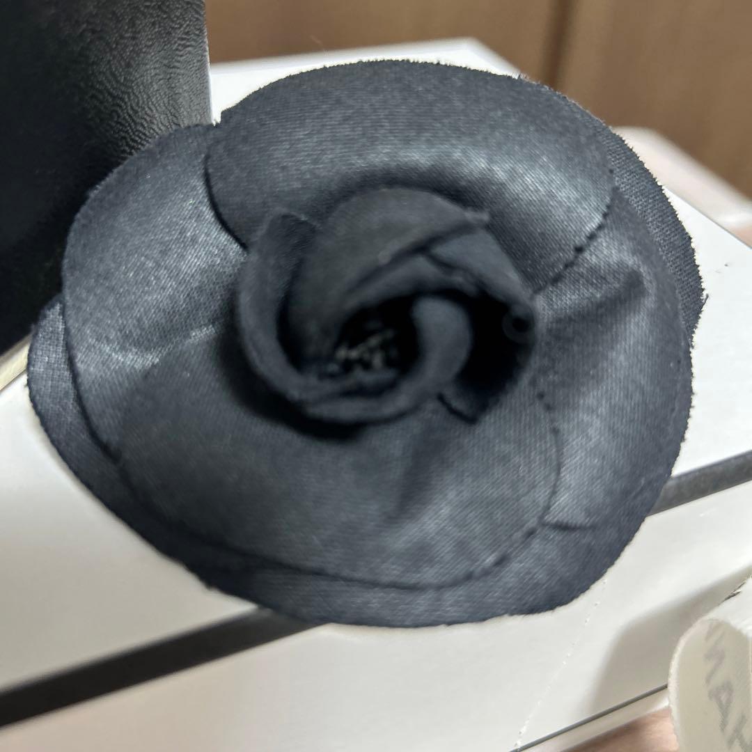 CHANEL シルク素材カメリアコサージュ刻印あり