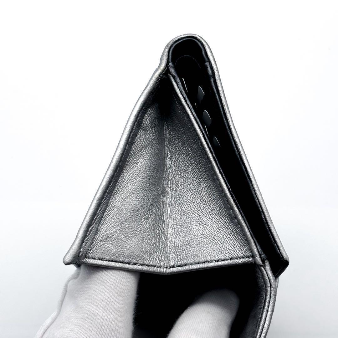 【美品✨】シャネル 財布 アイコンライン Wホック 二つ折 SV