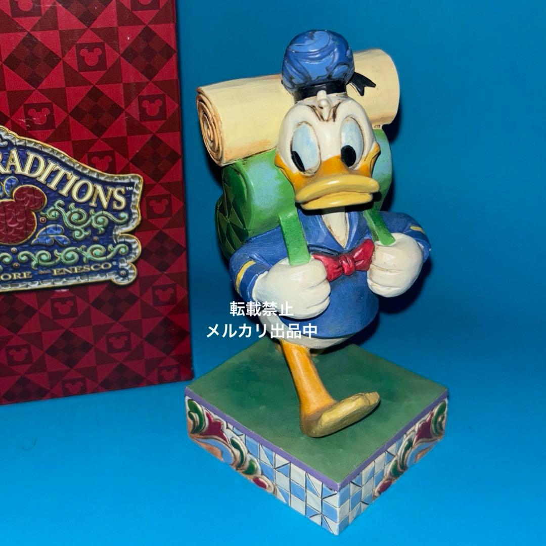 ハイキング 外箱付き Disney Traditions ドナルド