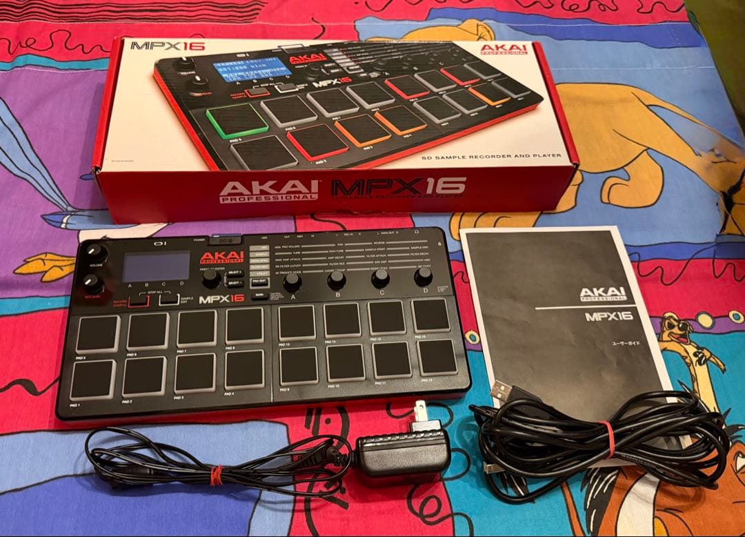 AKAI MPX16 サンプラー