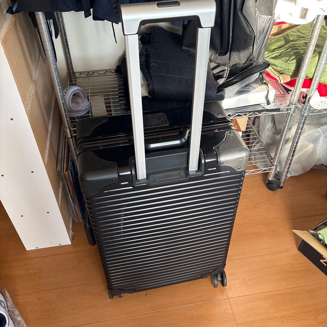 バルコス　スーツケース