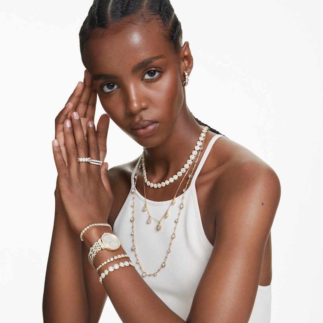 注文スワロフスキーMatrix リング オーバル・カット