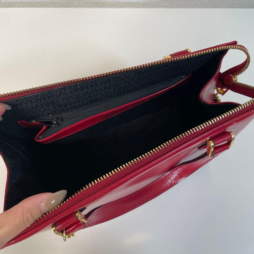 ジャンニヴェルサーチ ハンドバッグ 赤 レザー チャーム付