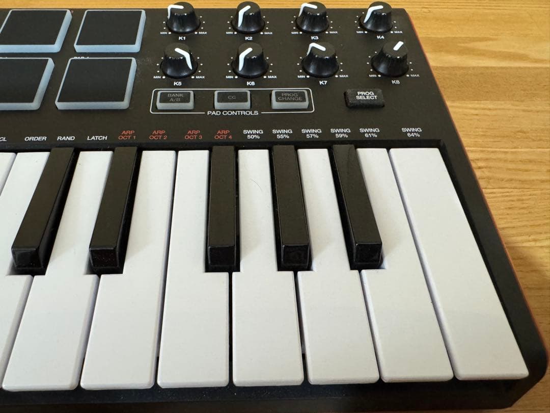 AKAI MPK mini play MIDIキーボード 箱　付属品付き