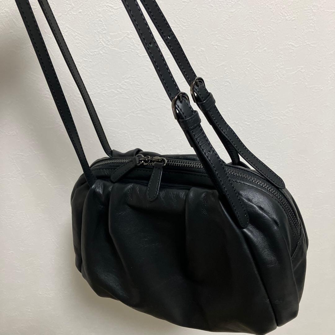 イヤパピヨネ　コロンボストンバッグ