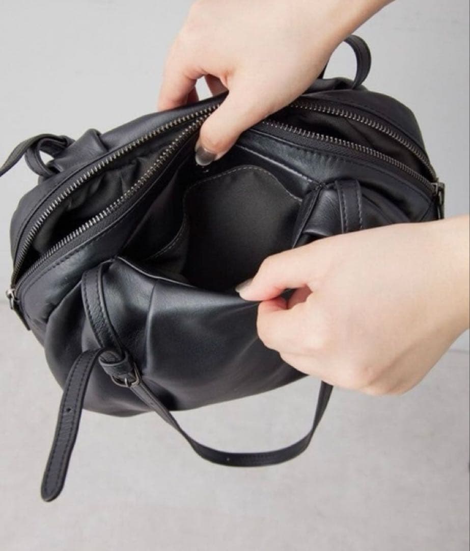 イヤパピヨネ　コロンボストンバッグ