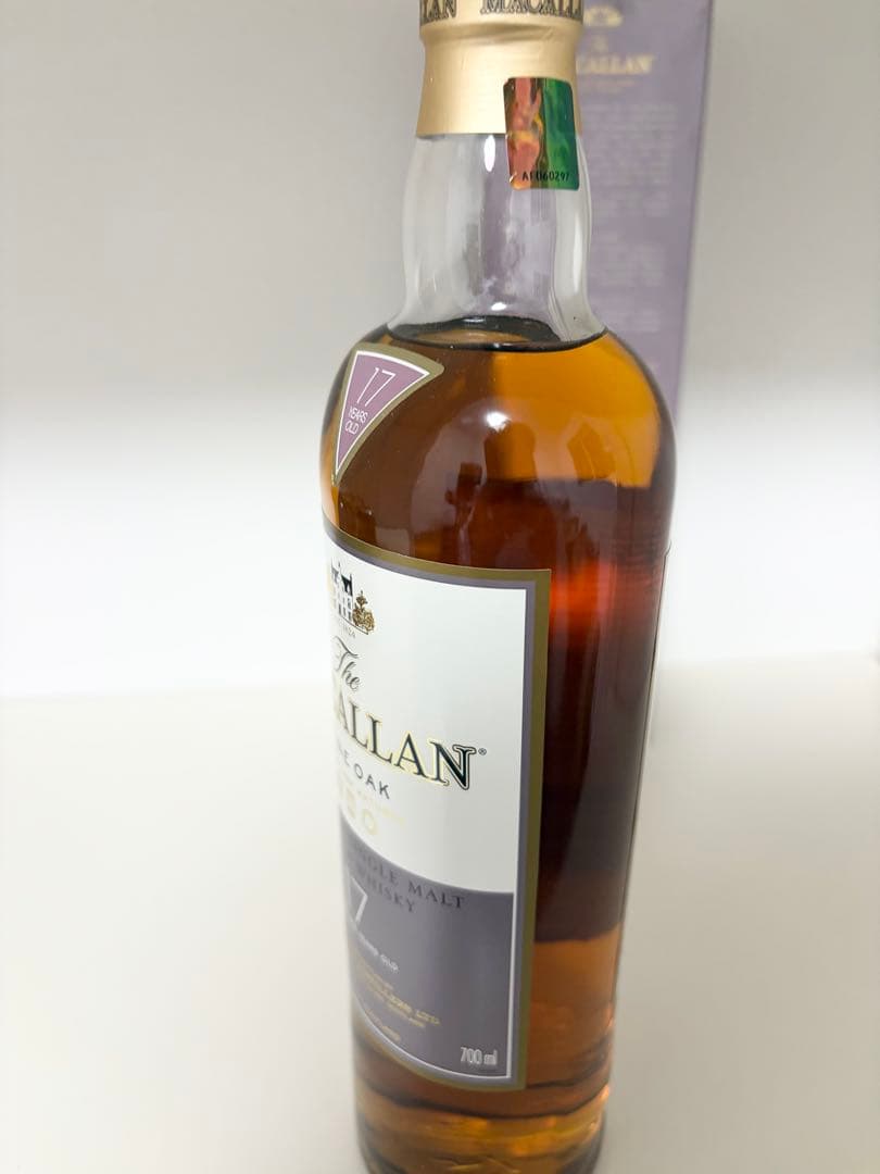 ザ・マッカラン 17年 ファインオーク 700ml 43% 正規品 箱 未開栓