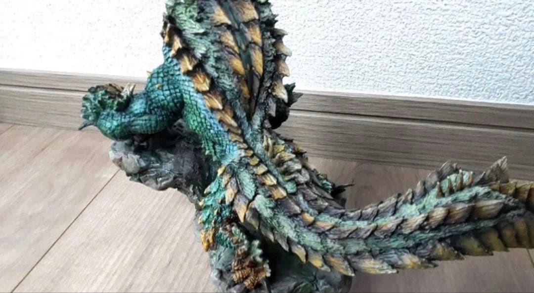 【リペイント品】クリエイターズモデル　リオレウス　ジンオウガ　モンスターハンター