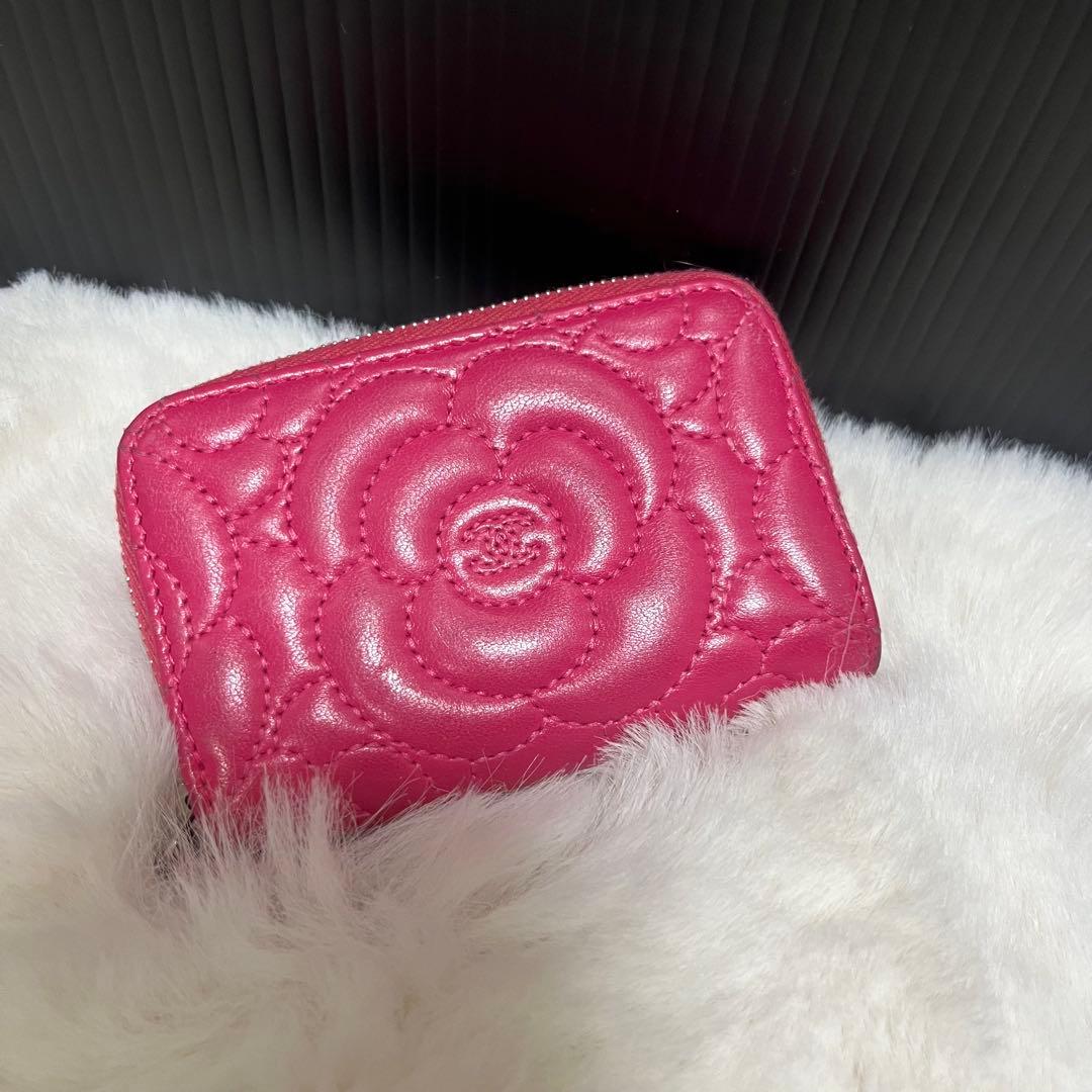 CHANEL ピンク レザー ケース