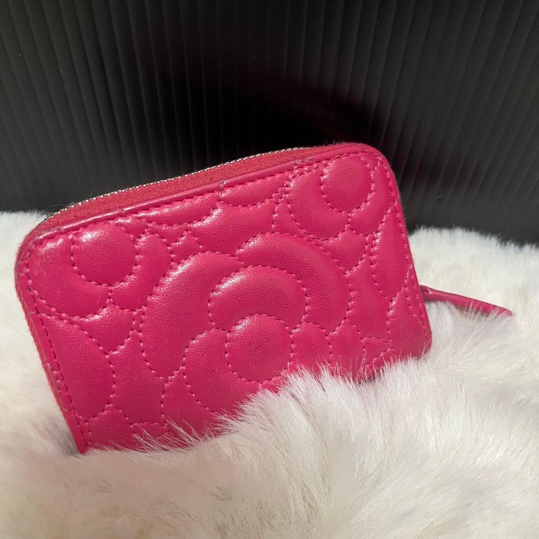 CHANEL ピンク レザー ケース