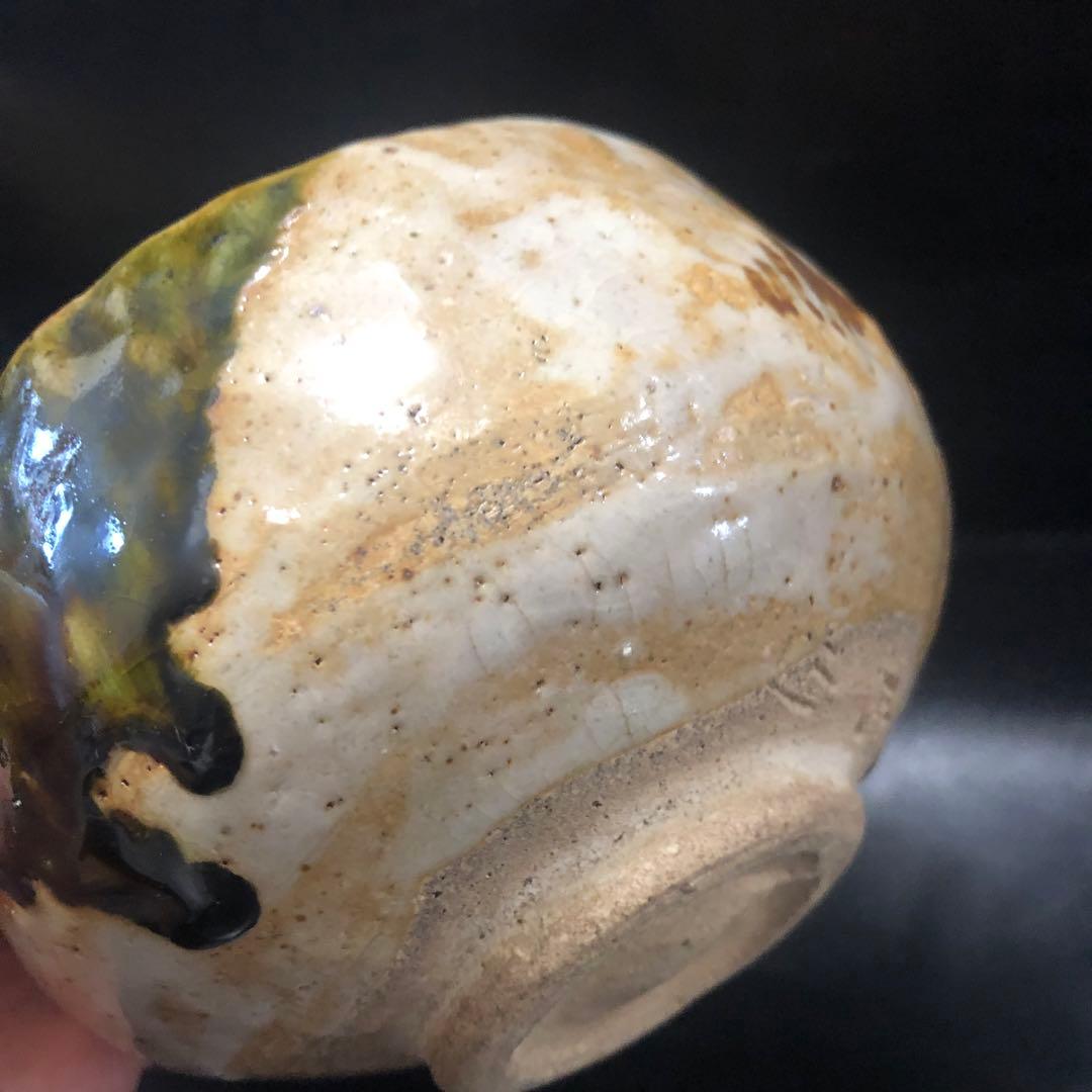 美しい古美術◾️蔵から丸みのある可愛らしい抹茶茶碗が出て来ました。茶道具、花道具