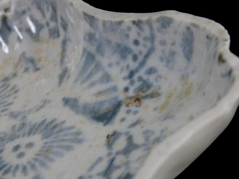 古伊万里　型刷印判　松葉に幾何学文様の図　変形皿　D228AS-CWj