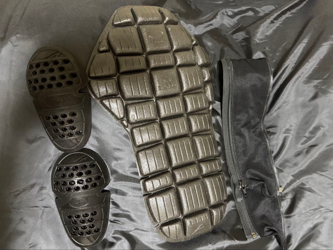 クシタニ　レザージャケット・ライダース