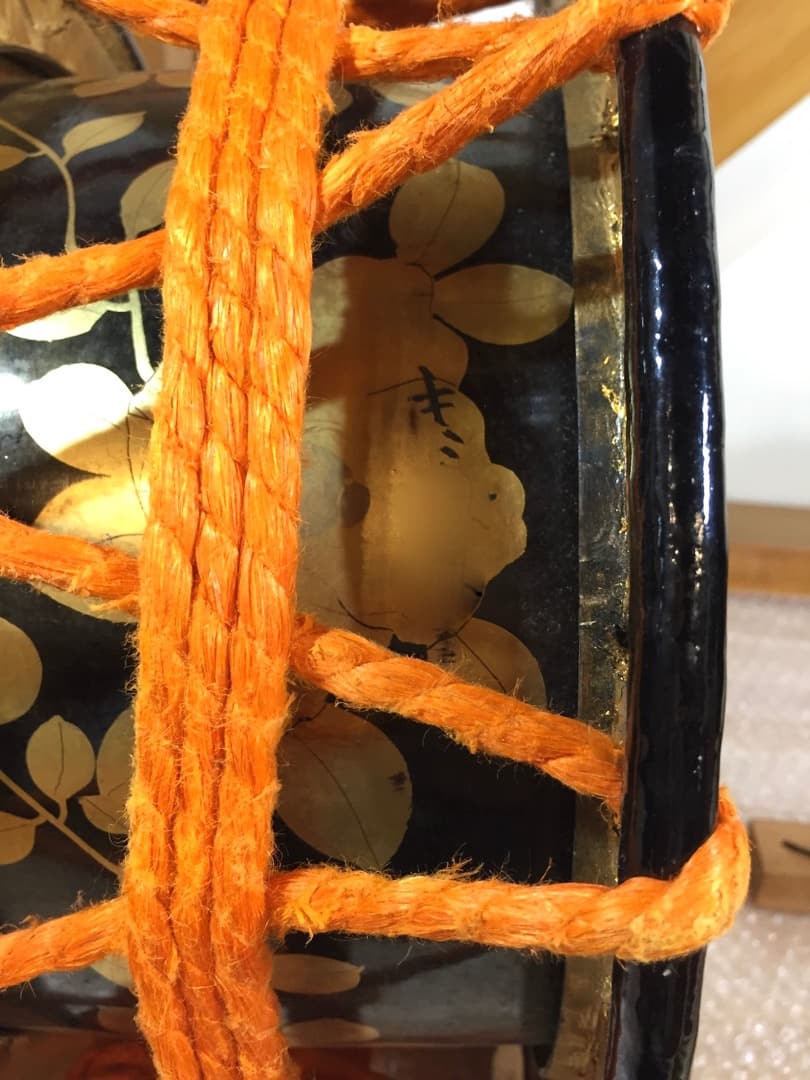 締太鼓 セット 約35cm 和楽器 蒔絵 小型和太鼓2個 締太鼓台 撥4本 付き