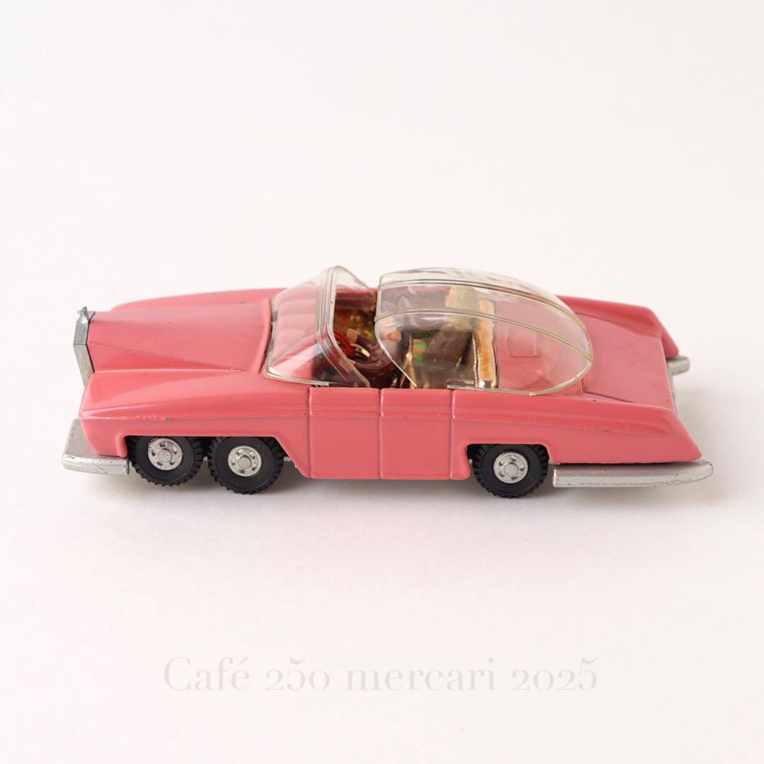 DINKY № 100 サンダーバードペネロープ号　Thunderbirds