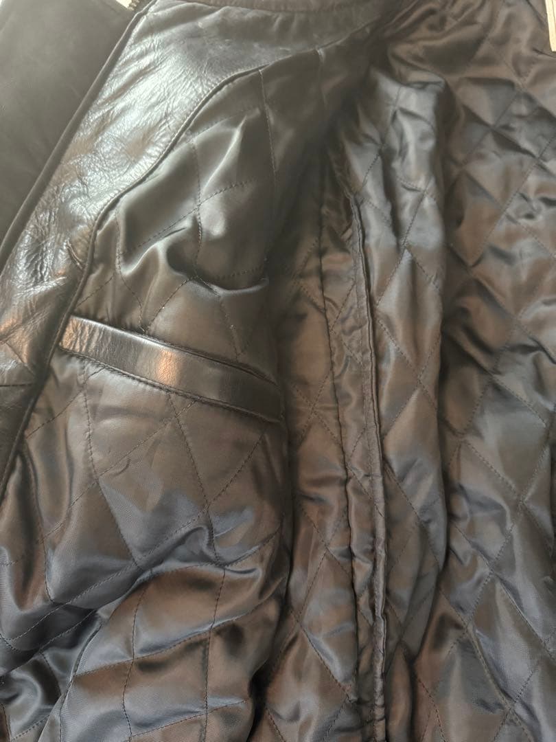 さとしa.k.aタロイモ 　AVIREX 5Lサイズ　革ジャン