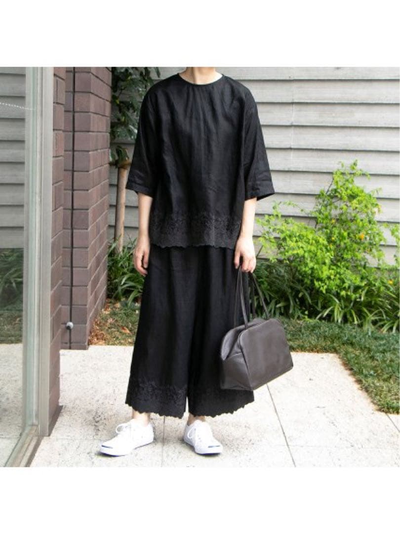 a （アー）スクエアボストンバッグMブラック黒レザーショルダーバッグハンドバッグ