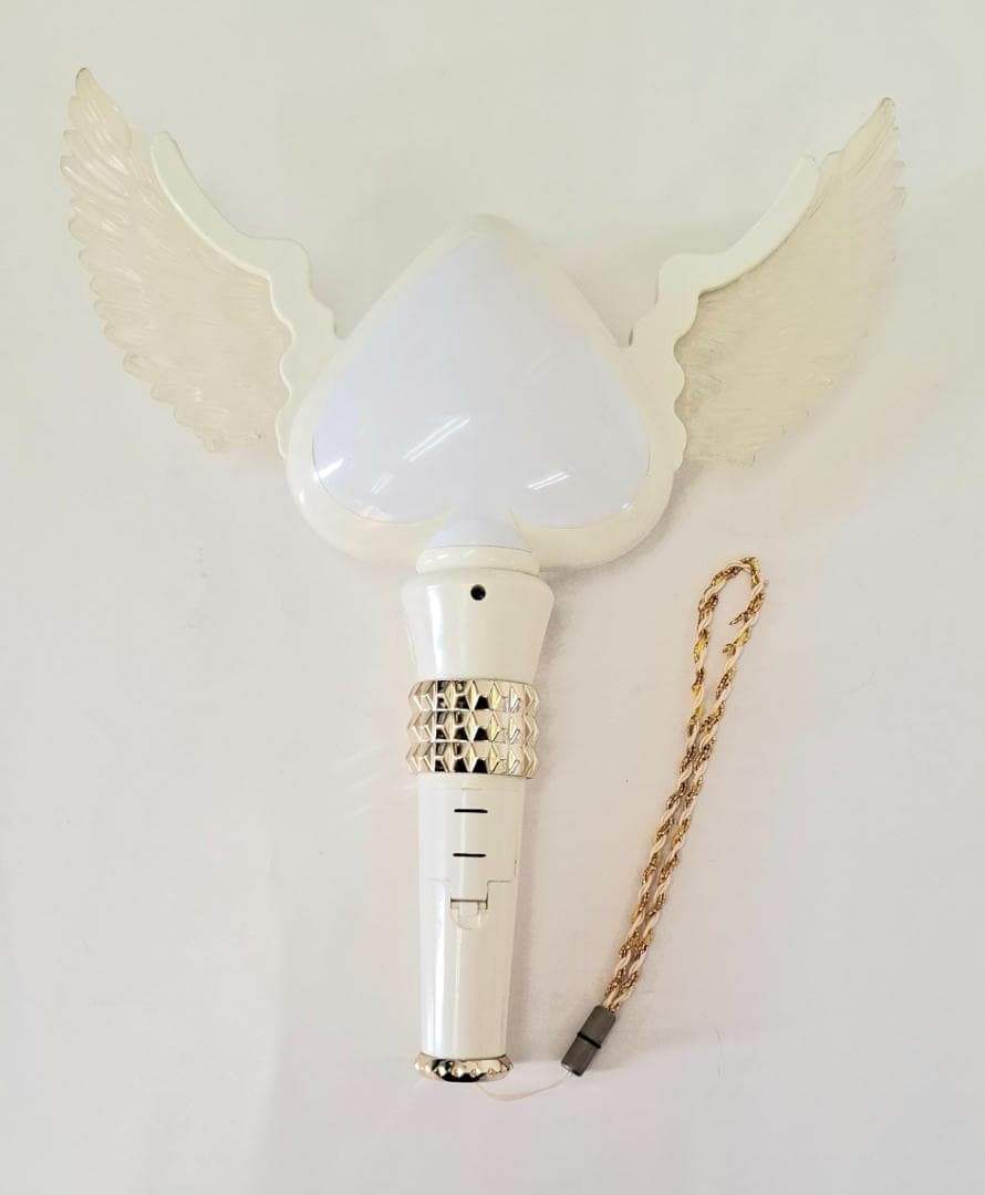 【公式品】2NE1 ペンライト 韓国版 ホワイト（G1079）