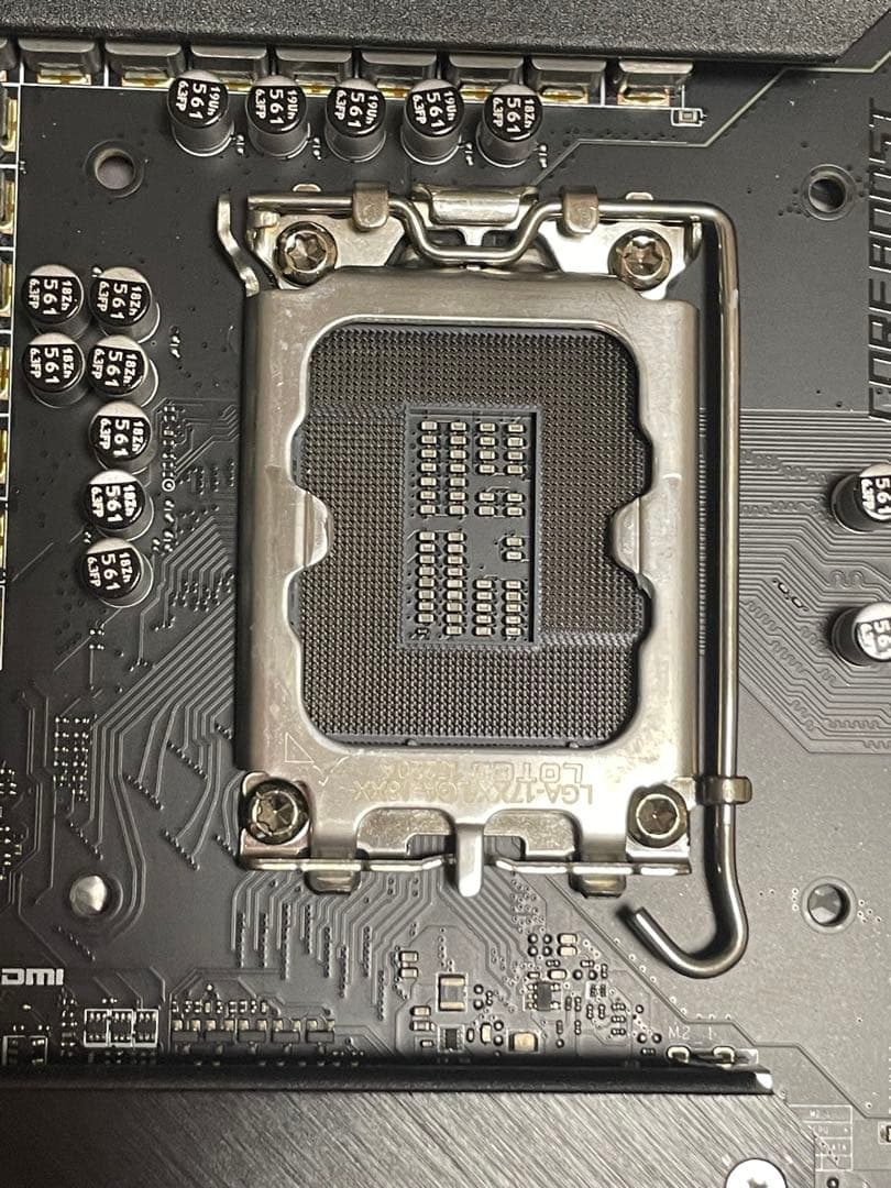 MSI MAG H670 TOMAHAWK WIFI DDR4 動作確認済み