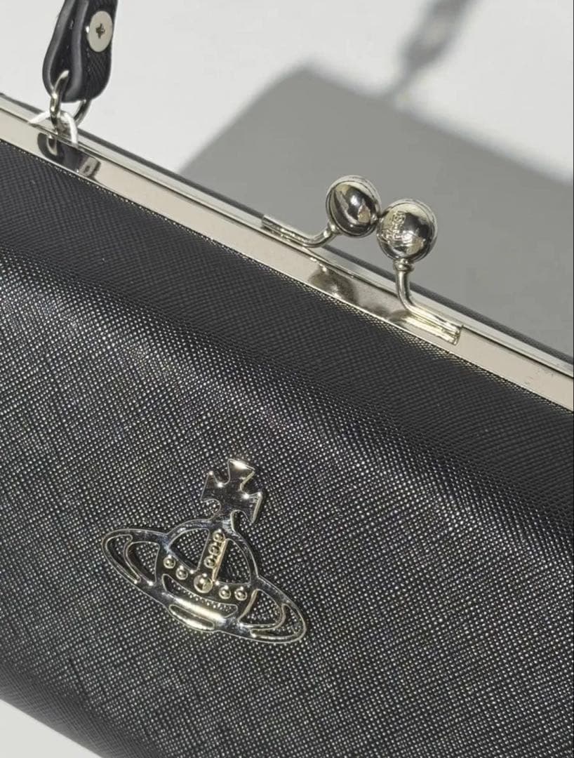 Vivienne Westwood ブラック　2wayバッグ