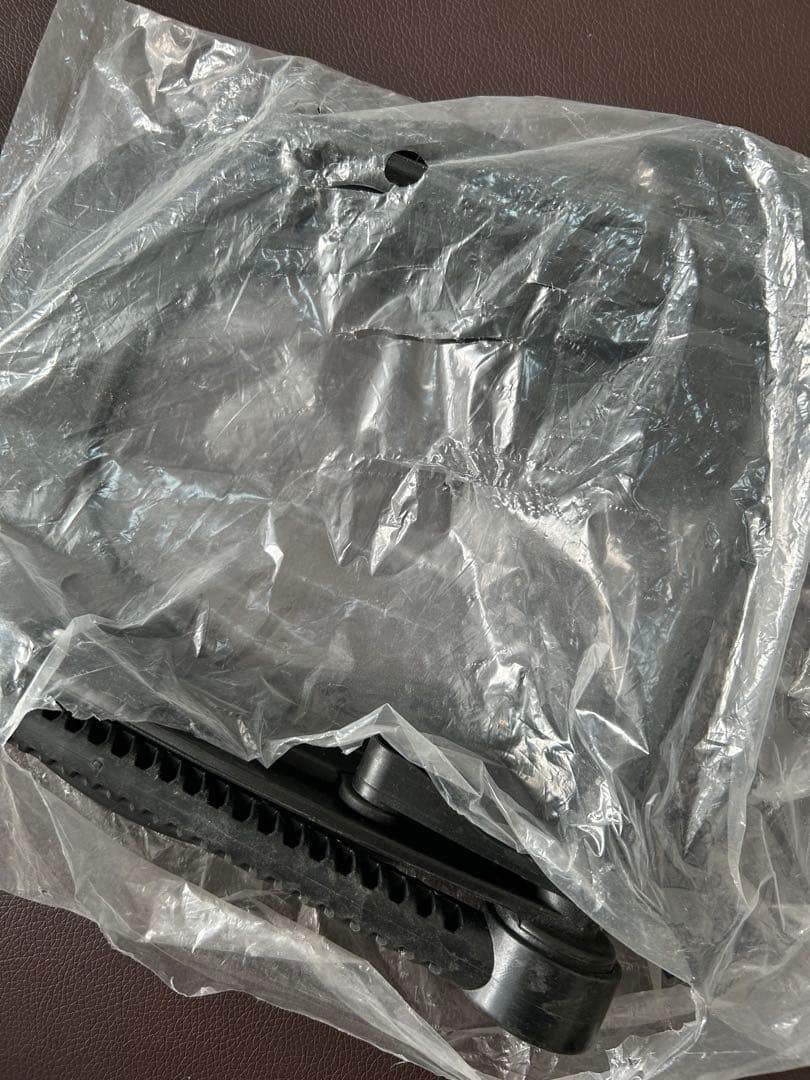 折りたたみ　マッサージベッド　world jb