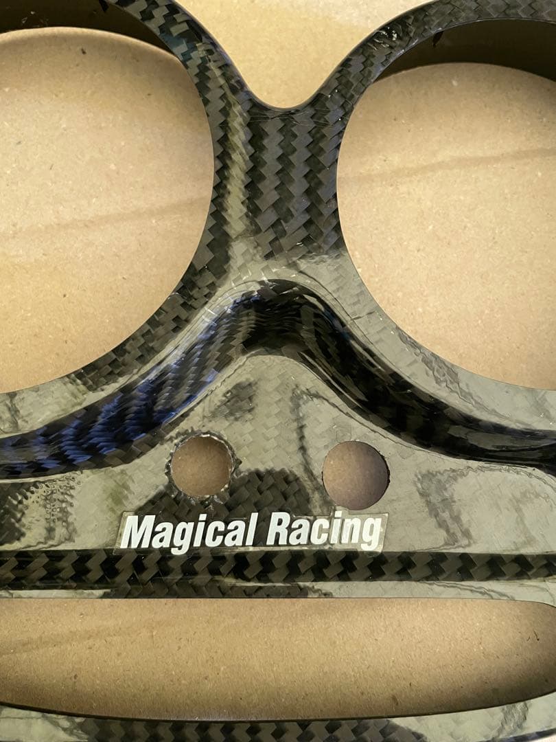 HYDEマジカルレーシング　メーターカーボンカバー