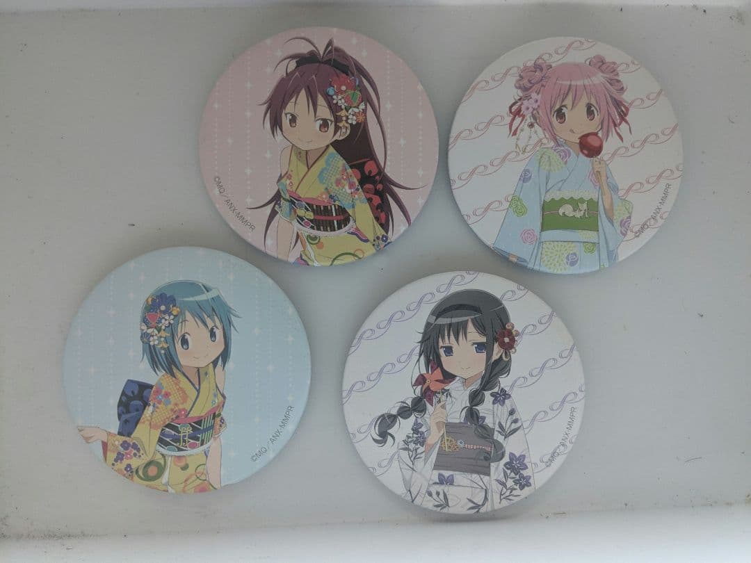 【サビあり】魔法少女まどか☆マギカ 缶バッジ4個セット