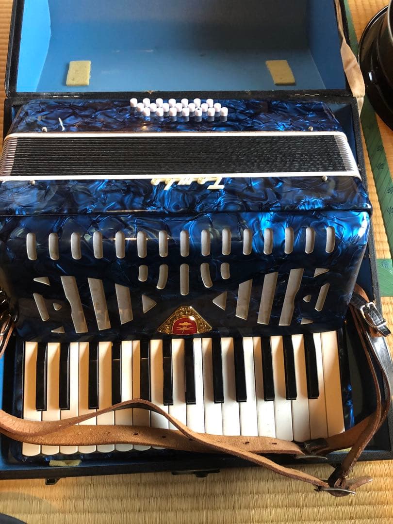 TOMBO アコーディオン 青 31鍵 ハードケース付