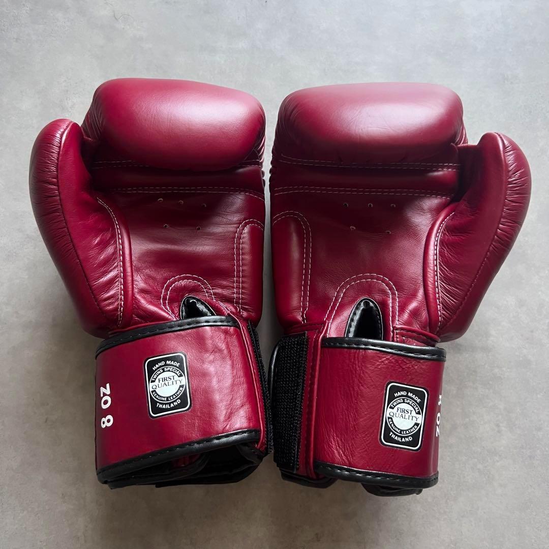 新品未使用 TWINS ボクシング ムエタイ グローブ 8oz レザー ツインズ