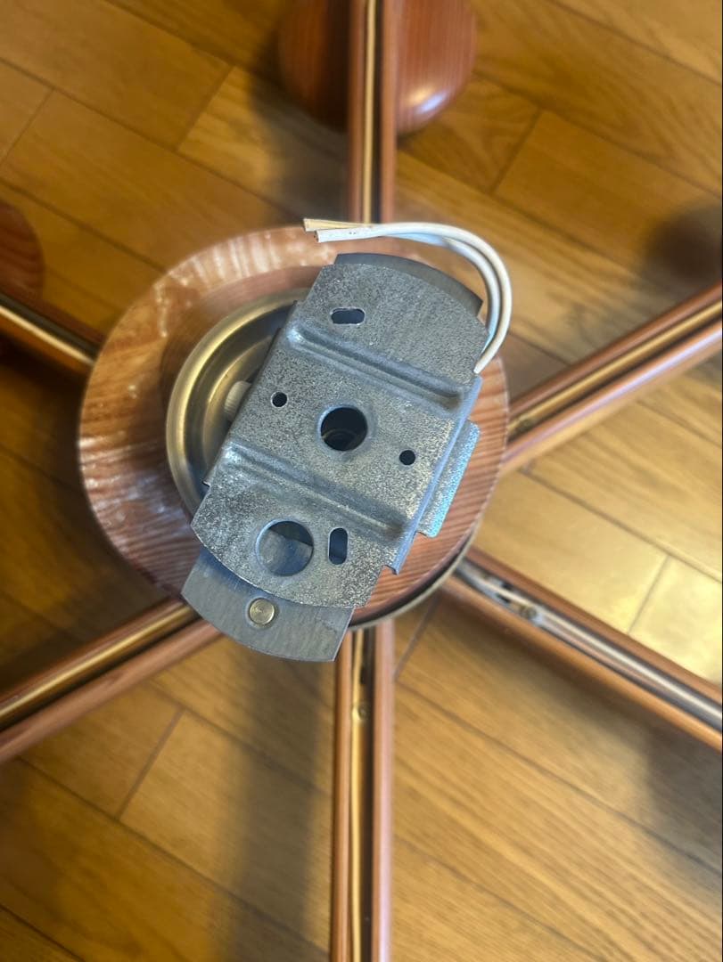 モダンシャンデリア 6灯 ホワイトガラス