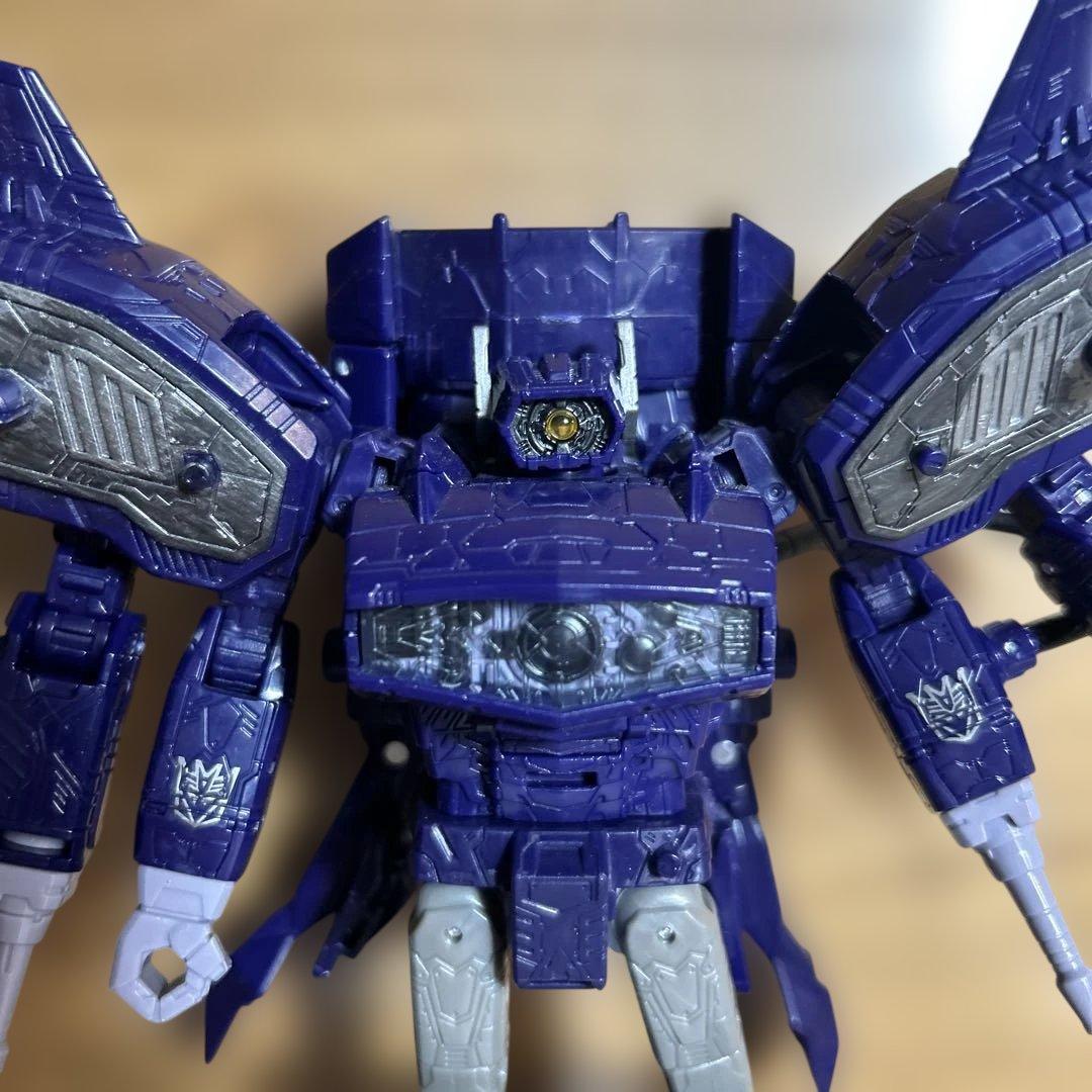 トランスフォーマー　シージ　ショックウェーブ