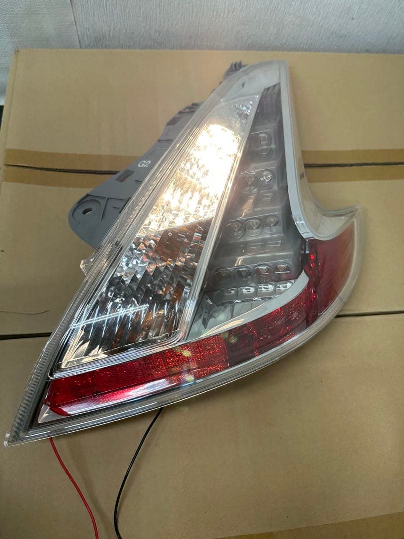 Z34 純正オプション　クリアテールレンズ　テールライト