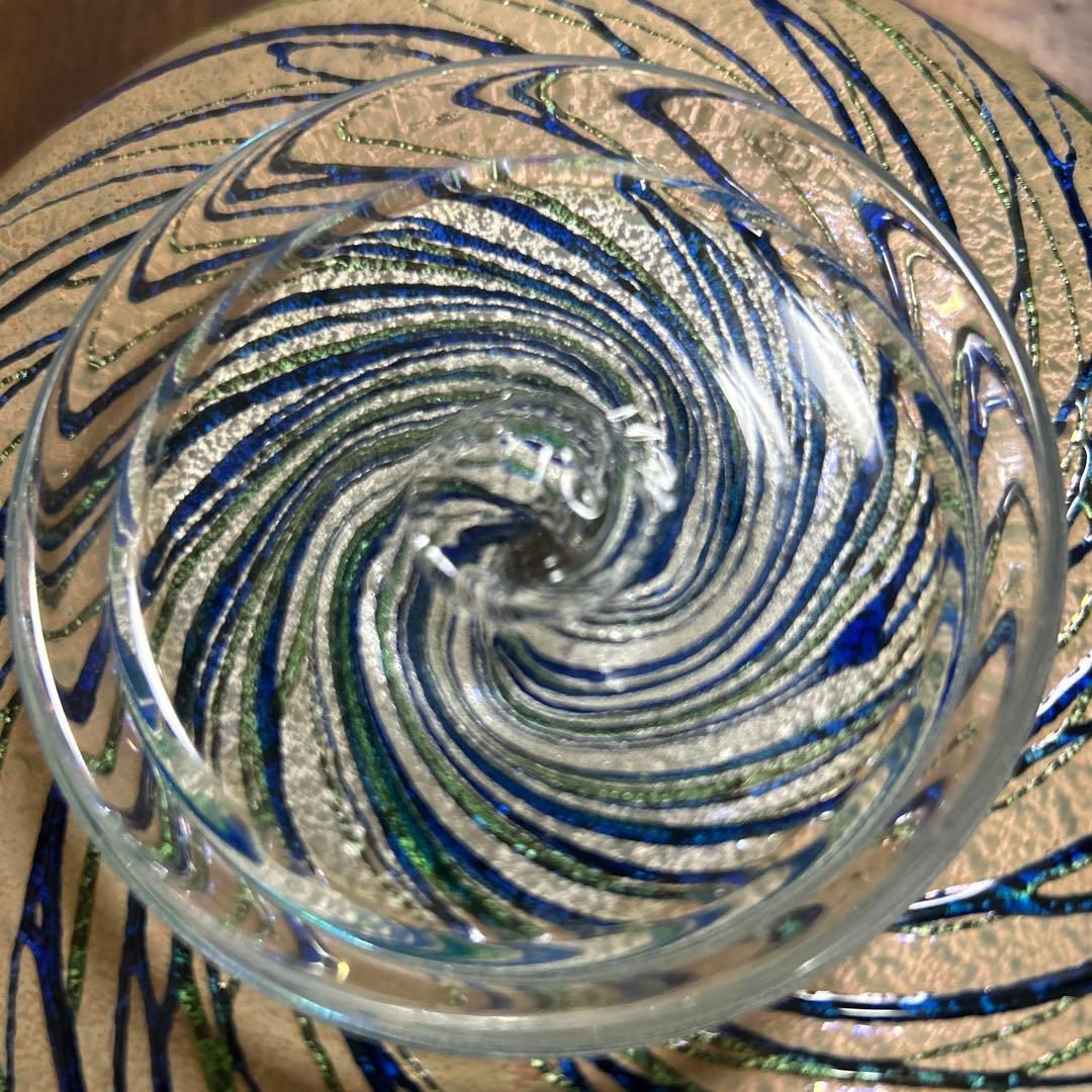 ガラス作家　作家物　銀箔　金箔　脚付ガラス　工芸品　美術品　上野良樹　岩田久利